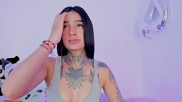 Snapshot of shadowcatt_ chatting on March 15, 8:21 pm shadowcatt online show from March 15, 8:21 pm