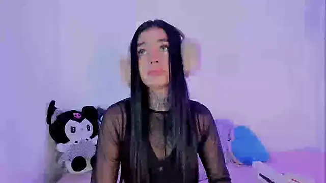 Snapshot of shadowcatt_ chatting on February 6, 7:18 pm shadowcatt online show from February 6, 7:18 pm