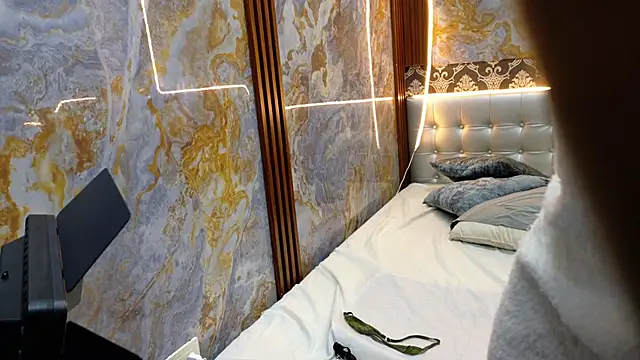  Jessi29  online show from November 21, 7:13 pm