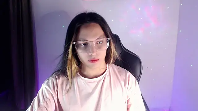 alexaryderr online show from February 14, 4:04 am
