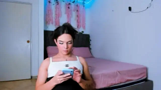 alexaryderr online show from December 20, 6:16 am