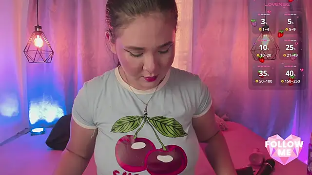 Wild lilhy online show from October 25, 7:25 pm