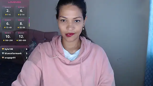 makennaa  online show from November 4, 11:03 am