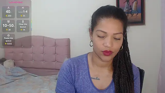 makennaa  online show from February 12, 9:31 am