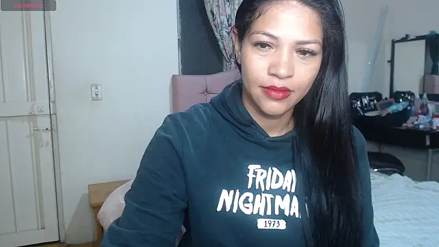 Snapshot of makennaa_ chatting on July 20, 10:33 am makennaa online show from July 20, 10:33 am