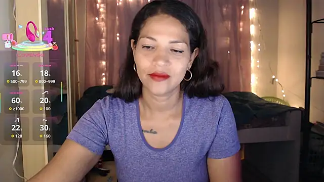 makennaa  online show from October 10, 9:54 am