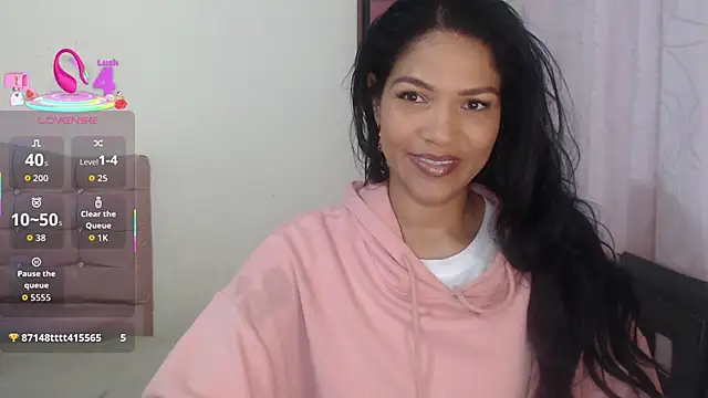 makennaa  online show from March 26, 10:35 am