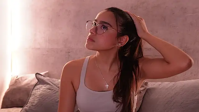 Nicky and Blake online show from March 12, 1:33 am