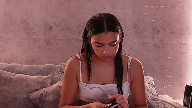 Snapshot of Nicky_and_Blake chatting on February 24, 9:37 pm Nicky and Blake online show from February 24, 9:37 pm