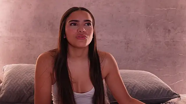 Snapshot of Nicky_and_Blake chatting on January 17, 6:44 pm Nicky and Blake online show from January 17, 6:44 pm