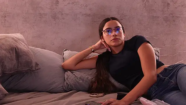 Snapshot of Nicky_and_Blake chatting on February 17, 11:13 pm Nicky and Blake online show from February 17, 11:13 pm