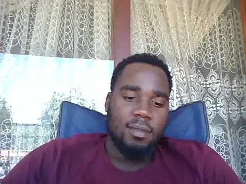 Snapshot of TheeMassageMobileSpa chatting on February 25, 12:05 pm TheeMassageMobileSpa online show from February 25, 12:05 pm