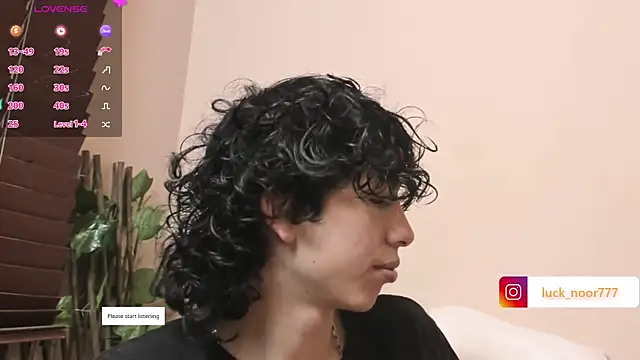 Snapshot of luck_noor7 chatting on December 29, 5:12 pm luck noor7 online show from December 29, 5:12 pm