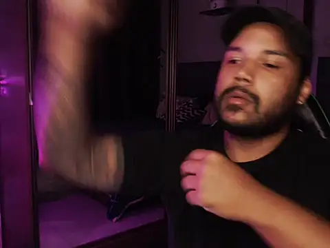 Ale Mineiro online show from March 6, 11:05 am