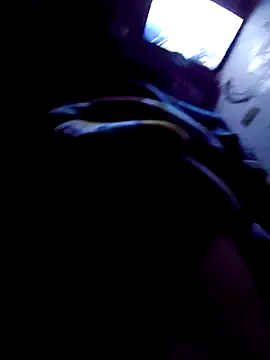 slawlargo01 online show from April 1, 7:53 am