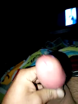 slawlargo01 online show from April 14, 8:19 am