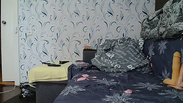 Snapshot of Vika_ chatting on March 4, 10:02 am Vika online show from March 4, 10:02 am