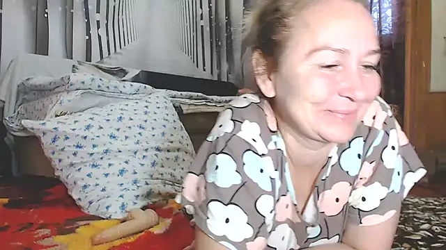 Snapshot of Vika_ chatting on September 15, 5:08 am Vika online show from September 15, 5:08 am