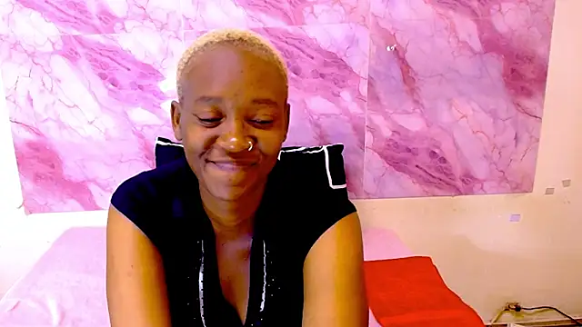 Snapshot of EbonyOlive69 chatting on October 19, 5:16 pm EbonyOlive69 online show from October 19, 5:16 pm
