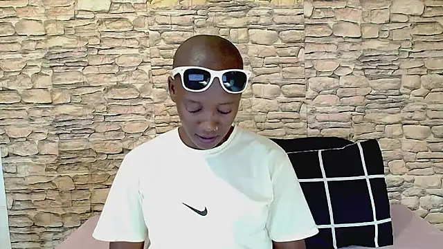 EbonyOlive69 online show from April 3, 5:19 pm