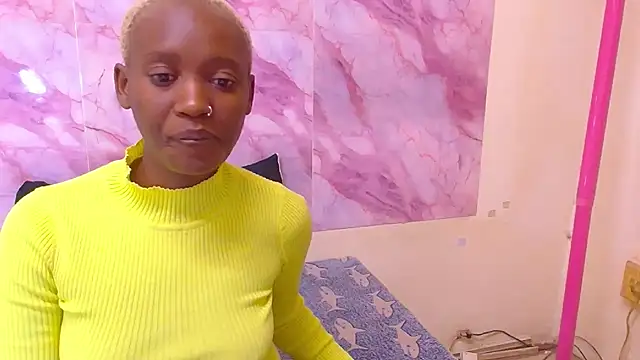 Snapshot of EbonyOlive69 chatting on October 16, 5:43 pm EbonyOlive69 online show from October 16, 5:43 pm