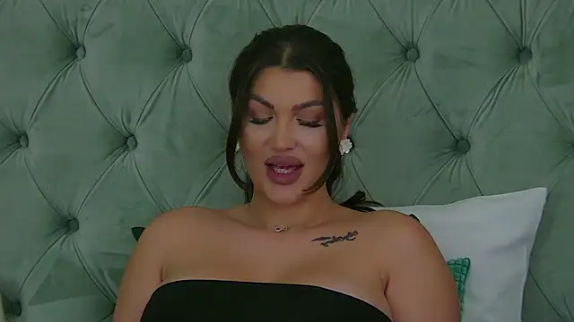 itsjessiebabe online show from January 3, 4:06 pm