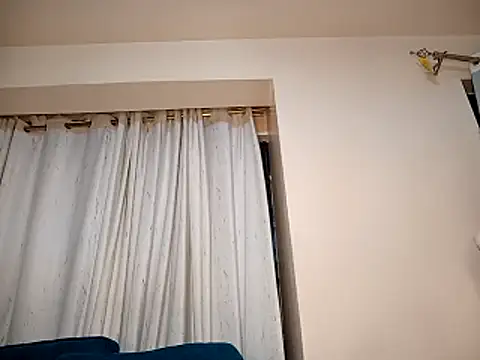 Snapshot of Pretty_tiffany chatting on November 10, 12:37 am Pretty tiffany online show from November 10, 12:37 am