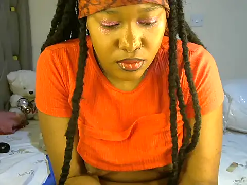 Snapshot of Pretty_tiffany chatting on October 12, 1:01 pm Pretty tiffany online show from October 12, 1:01 pm