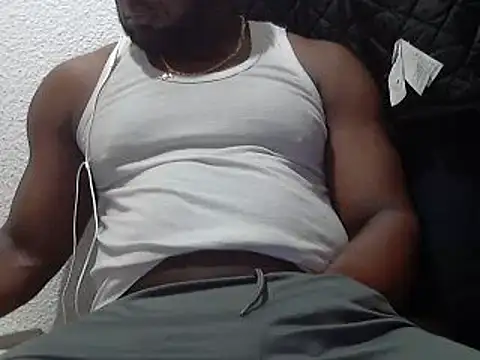 Snapshot of mmoiblack chatting on March 21, 9:12 pm mmoiblack online show from March 21, 9:12 pm