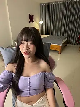 -rosiie- online show from February 5, 3:20 pm