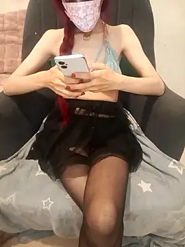 Snapshot of xaleyna36 chatting on October 11, 9:54 am xaleyna36 online show from October 11, 9:54 am