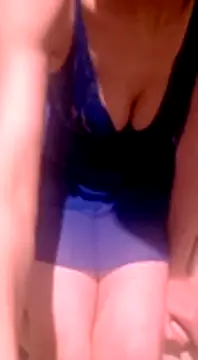 Snapshot of xaleyna36 chatting on January 9, 8:22 pm xaleyna36 online show from January 9, 8:22 pm
