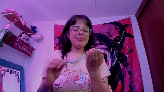 Lucyfx666 online show from May 26, 7:12 pm