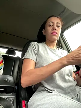 Snapshot of AnnbellaRosse chatting on October 24, 12:15 pm AnnbellaRosse online show from October 24, 12:15 pm