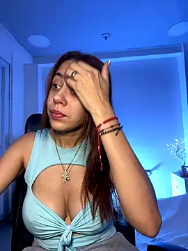 Snapshot of AnnbellaRosse chatting on November 4, 5:28 pm AnnbellaRosse online show from November 4, 5:28 pm