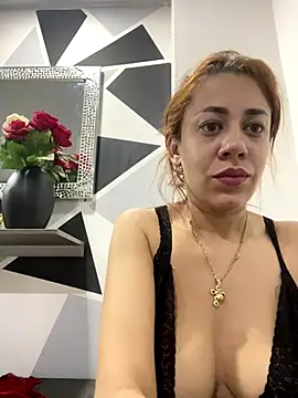 Snapshot of AnnbellaRosse chatting on November 7, 3:38 pm AnnbellaRosse online show from November 7, 3:38 pm