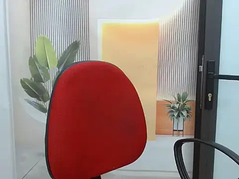 Snapshot of Jikey98 chatting on February 6, 12:39 am Jikey98 online show from February 6, 12:39 am