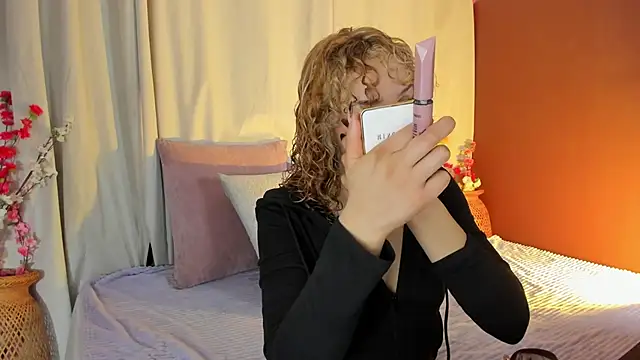 wini fer online show from November 11, 12:33 pm