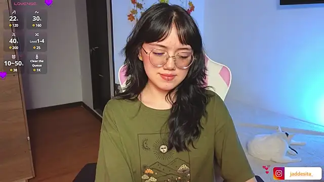 suzumi   online show from January 23, 6:39 am