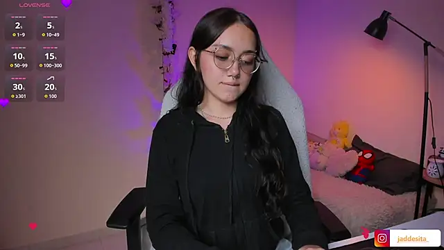 suzumi   online show from March 26, 4:22 am