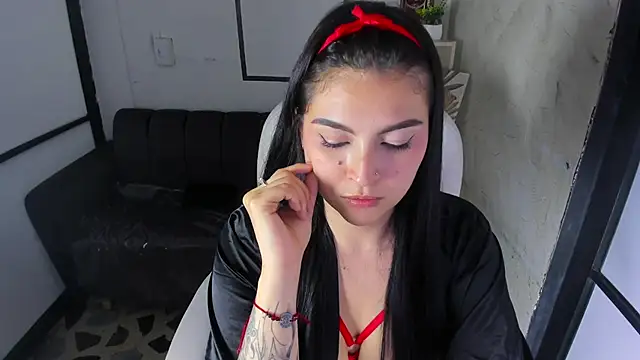 TifanyWhite  online show from January 30, 12:07 am