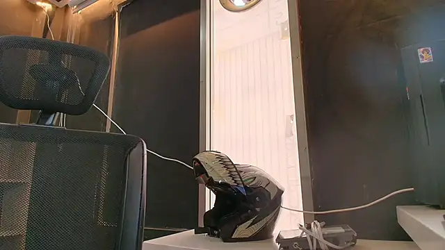 TifanyWhite  online show from February 17, 8:27 pm