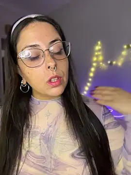 Mizztikaa online show from April 20, 5:14 pm