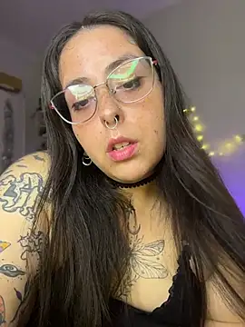 Mizztikaa online show from April 14, 5:40 pm