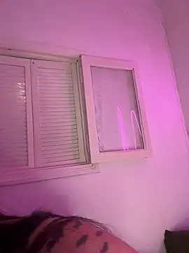 Snapshot of Mizztikaa chatting on February 14, 8:42 pm Mizztikaa online show from February 14, 8:42 pm