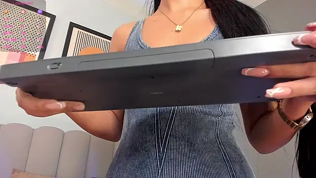 Snapshot of morganlake_ chatting on March 20, 3:34 am morganlake online show from March 20, 3:34 am