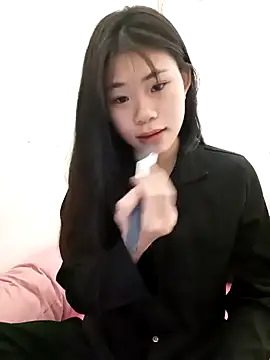 Alissa 121 online show from March 3, 1:45 pm