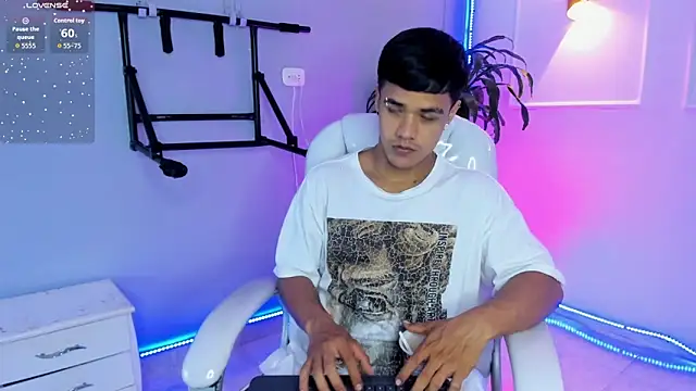 Rob saenz  online show from November 18, 2:53 pm