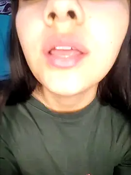 Nahiara velez online show from April 5, 7:09 pm