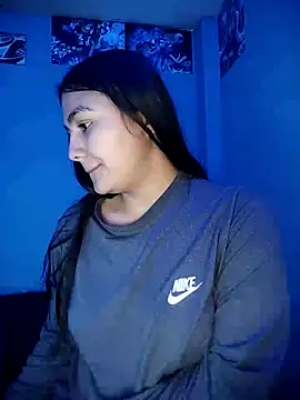 Snapshot of Nahiara_velez chatting on October 4, 10:55 pm Nahiara velez online show from October 4, 10:55 pm